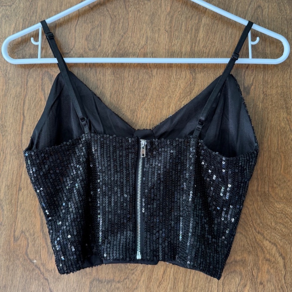 Black Sequin Sz M Womens Cropped Camisole Zip Up Rave Festival Party Going Out - Picture 4 of 6